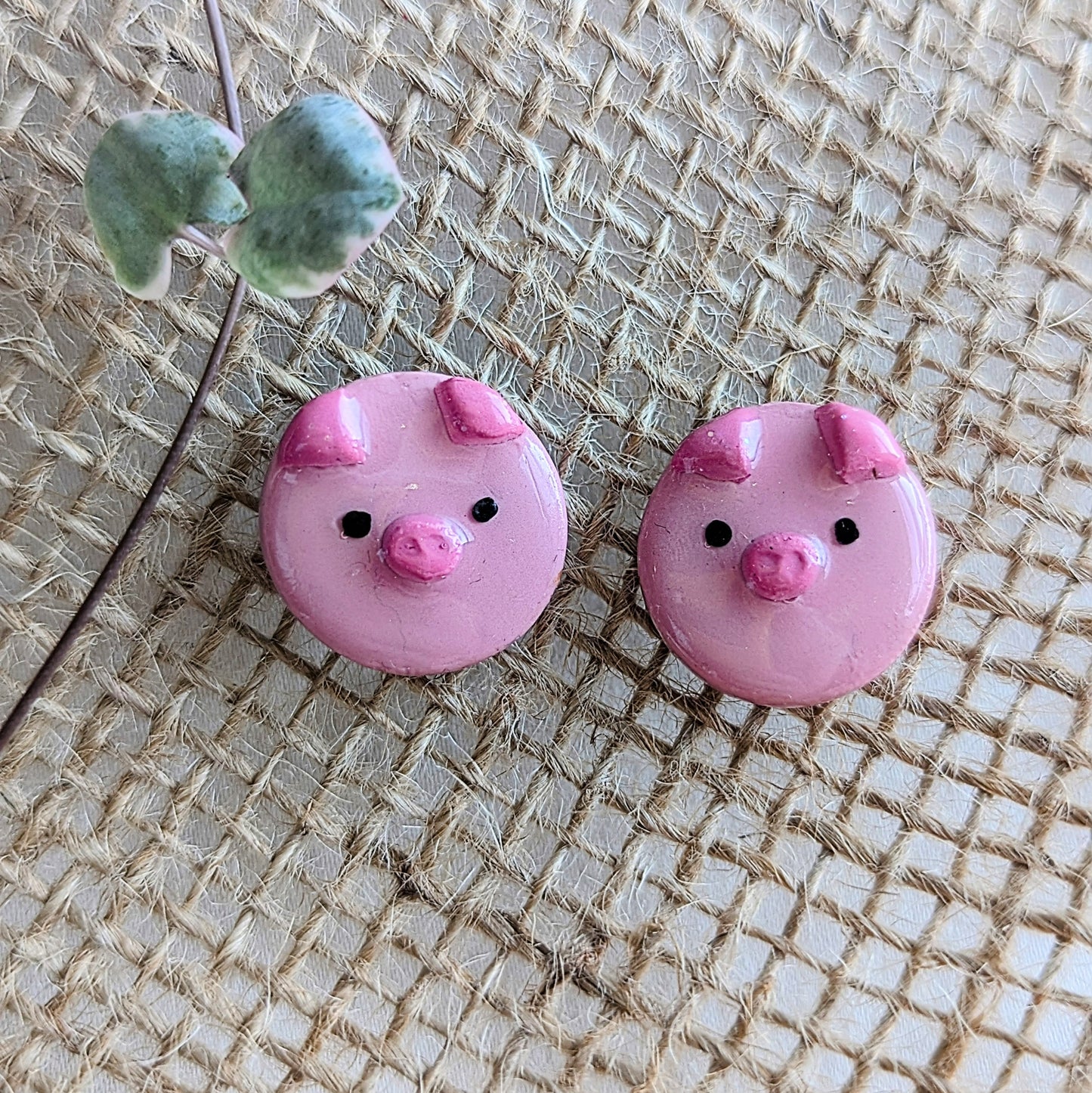 Little piggy stud earrings