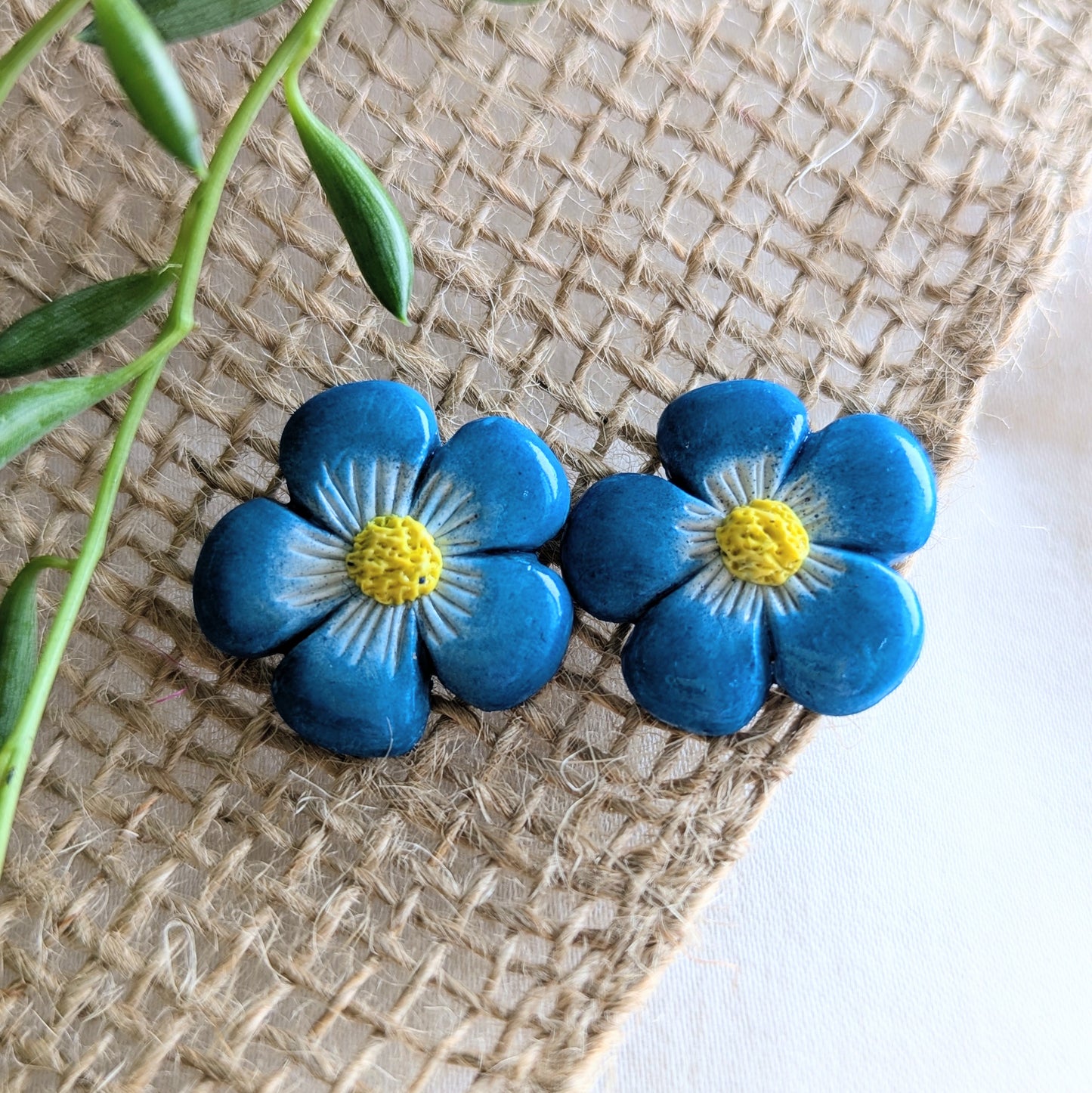 Forget-me-not stud earrings
