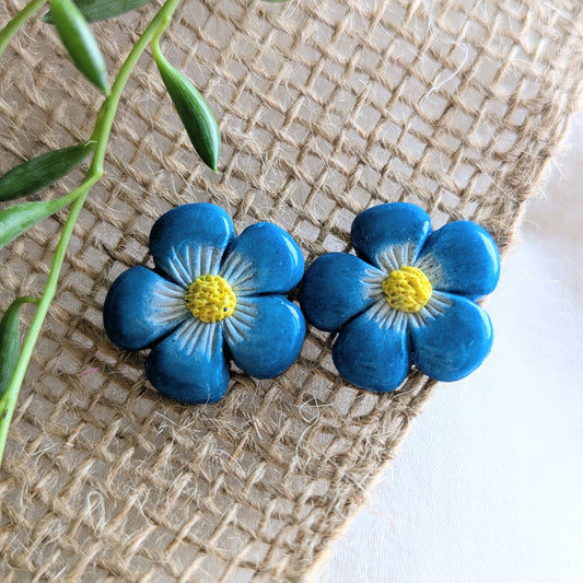 Forget-me-not stud earrings